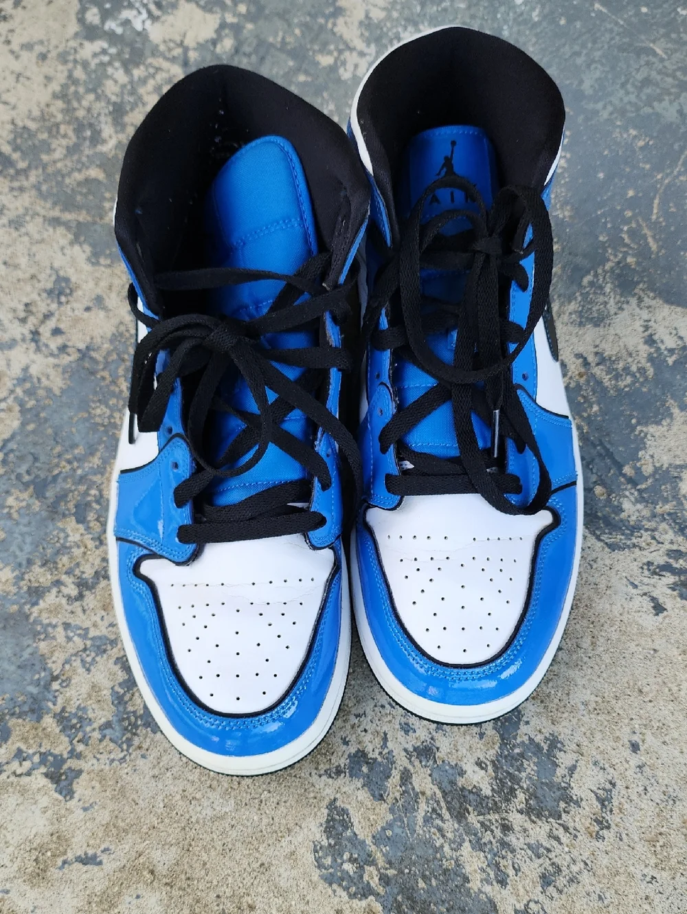 Air Jordan 1 Mens Signal Blue Mid Shoes